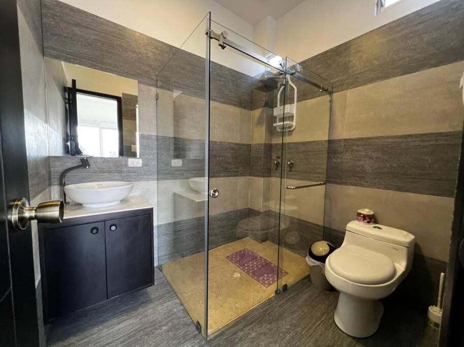 New Apartment In Galapagos, Santa Cruz Island بويرتو أيورا المظهر الخارجي الصورة
